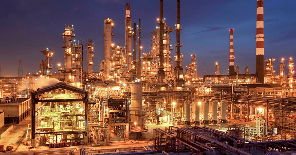 Singapore refinery expansion | ExxonMobil Basestocks