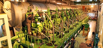 Colombo Express MAN deep sea engine